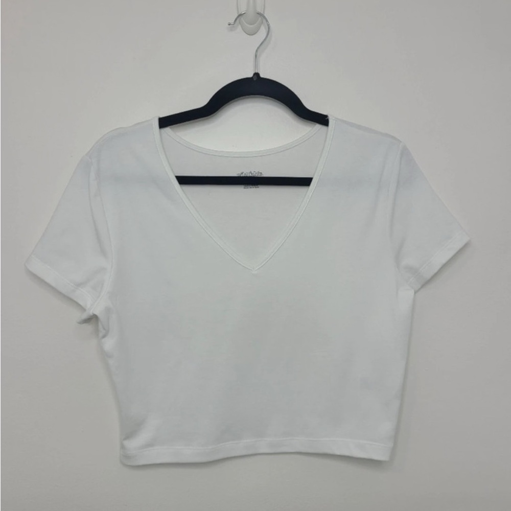 Wild Fable White V-Neck Short Sleeve Top